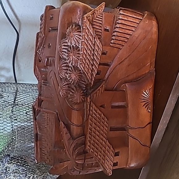 Honduras Mahogany Wood Other - Honduras Mahogany Carved Box
